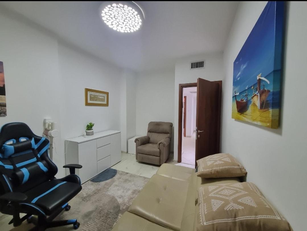 Turdeluxe Company Large 4 Bedroom Apartement In Central רחובות מראה חיצוני תמונה